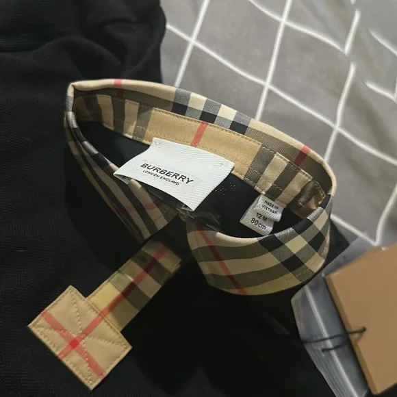 Kid Burberry dress 12m